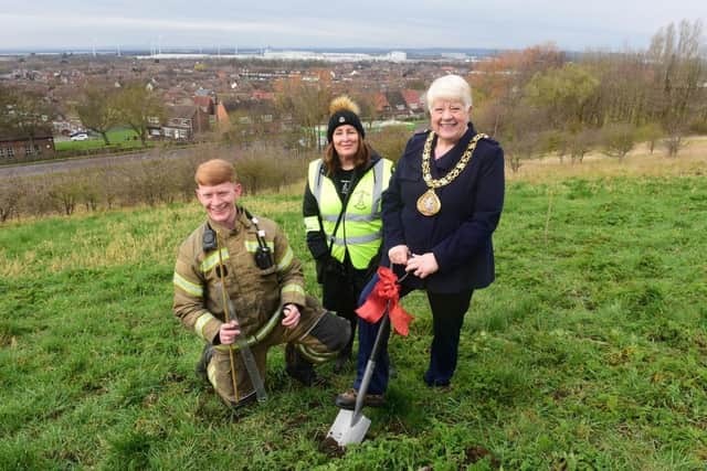 Mayor of Sunderland, Cllr Alison Smith attended the tree planting along with volunteers including Gill Binyon from Friends of Bunnyhill and local firefighters.