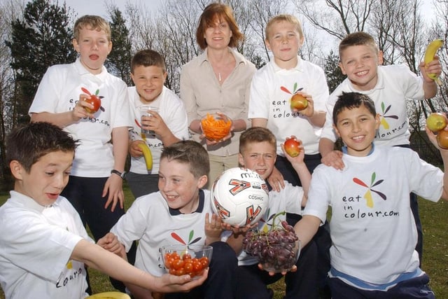 Pupils from Rickleton Primary School were off to play at Wembley in 2008 and got some dietary advice from Nicky Gilbert before setting off.