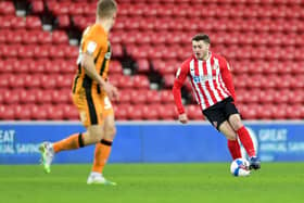 How Elliot Embleton fared on his Blackpool debut as Sunderland loan duo suffer varying fortunes