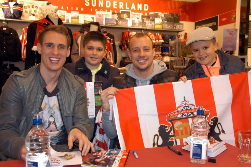Sunderland's new signings Matthew Kilgallon and Alan Hutton got to meet these young fans in Debenhams 11 years ago. Remember this?