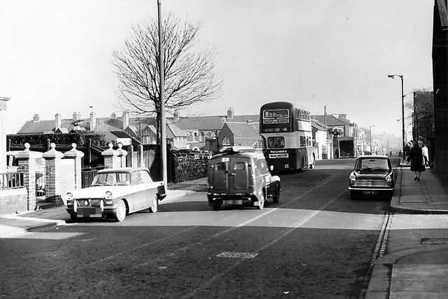 Looking East along Villette Rd in 1965. Does this bring back memories for you?