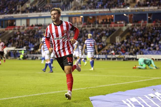 Patrick Roberts of Sunderland celebrates scoring the opening goal during the Sky Bet Championship between Reading and Sunderland at Select Car Leasing Stadium.