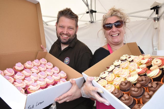 Wayne Furnell and Angela Hunter from Bishop Auckland-based The Auckland Cake Company.