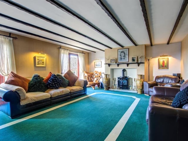 The property has a superb 23ft lounge with doors out to the rear garden.