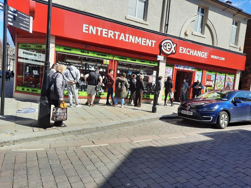 Queues built up outside entertainment store CEX in Printing Office Street.