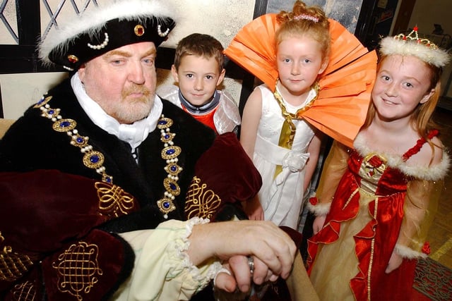 Actor Ray Irving gave pupils at Seaburn Dene Primary a real treat when he portrayed King Henry Vlll during a visit to the school in 2007.