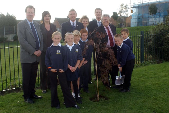 98 per cent of pupils at Ryhope Junior School took part in the Walk To School Week in 2006.
