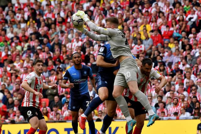 Sunderland goalkeeper Anthony Patterson has signed a new long-term deal.