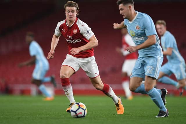 Ben Sheaf of Arsenal challenges Luke Molyneux of Sunderland during the Premier League 2 match between Arsenal and Sunderland at Emirates Stadium on October 16, 2017 in London, England.  (Photo by David Price/Arsenal FC via Getty Images)