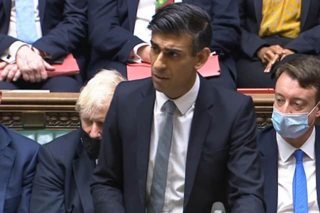 Chancellor of the Exchequer Rishi Sunak has announced extra funding for businesses hit by the omnicron covid variant