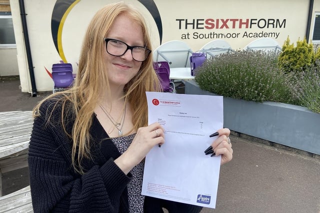 Southmoor Academy student Keely Lee, 18, has overcome anxiety issues to attain straight A* grades in her A-Levels. 

Picture by FRANK REID