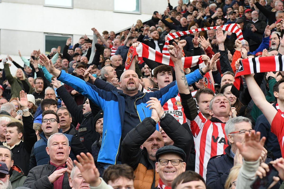 The superb photos of brilliant Sunderland fans away from home this season - gallery