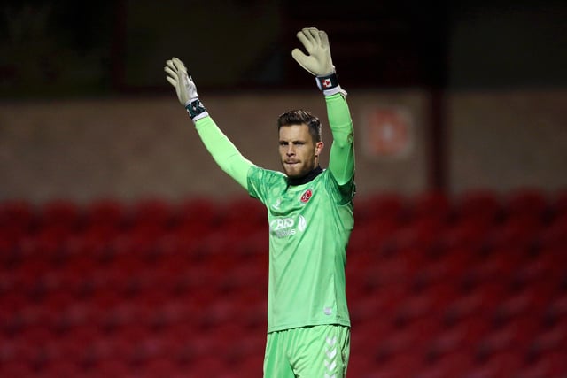 Huddersfield Town brought in former Basel and Middlesbrough goalkeeper Jayson Leutwiler. He left Fleetwood Town last month, and was briefly a free agent after his contract with the club expired. (Club website)