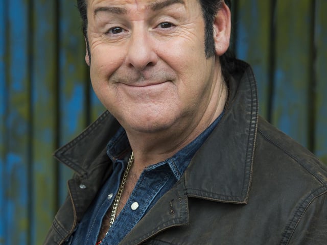In 2016, Andy joined the cast of River City, playing the silver-tongued entertainer Pete Galloway.