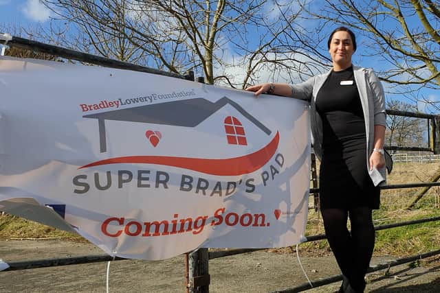 Gemma Lowery unveils the name of the Bradley Lowery Foundation holiday home.
