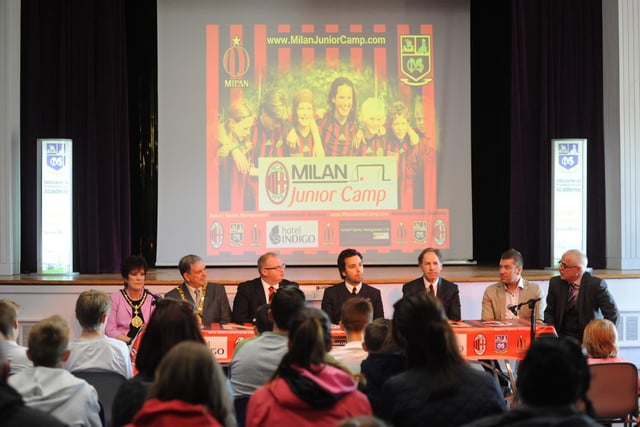 Imagine having a lesson with AC Milan legend Franco Baresi! These Sunderland students did.