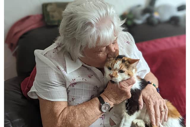 Pauline was finally reunited with her pet cat Georgie.