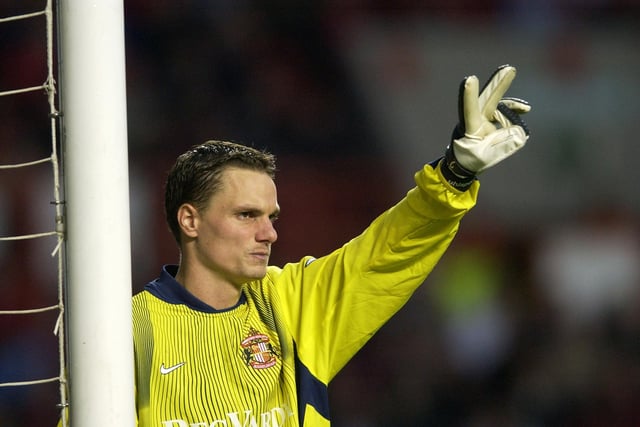 At Sunderland, Macho spent three seasons as the second-choice keeper, behind Danish international Thomas Sorensen but nevertheless managed to impress during his 22 league appearances.