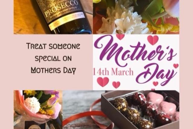 Workshop Koffee proposes a Mother's Day Afternoon Tea (£15pp) and hampers for £35. Order before March 11.