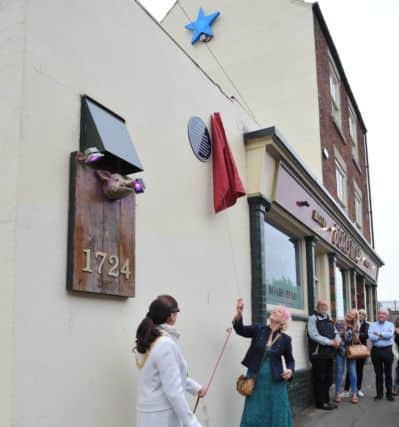 The Mayor of Sunderland Coun Lynda Scanlan and Joseph's great-great granddaughter Deb Scott unveil the blue plaque.