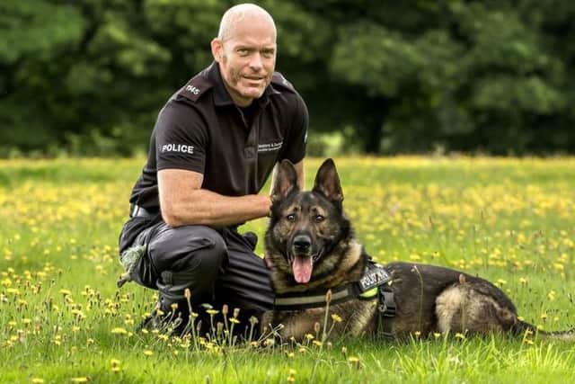 Kaizer with his owner PC Ian Squire. Please credit Grant Humphreys.