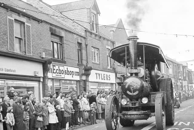 A traction engine was among the floats which took part in the Houghton Feast parade in 1979.