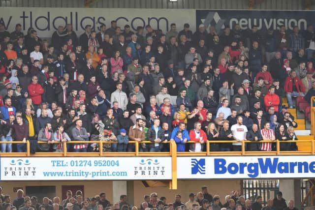 Sunderland were backed by almost 3,000 away fans at Bradford City.