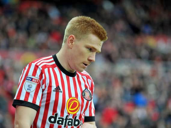 Duncan Watmore playing for Sunderland.