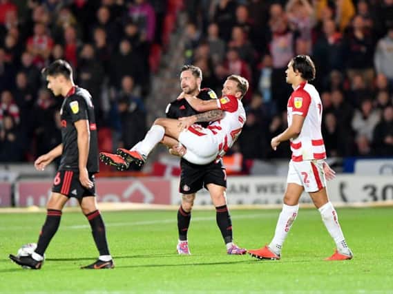 Chris Maguire scored the winner as Sunderland beat Doncaster Rovers