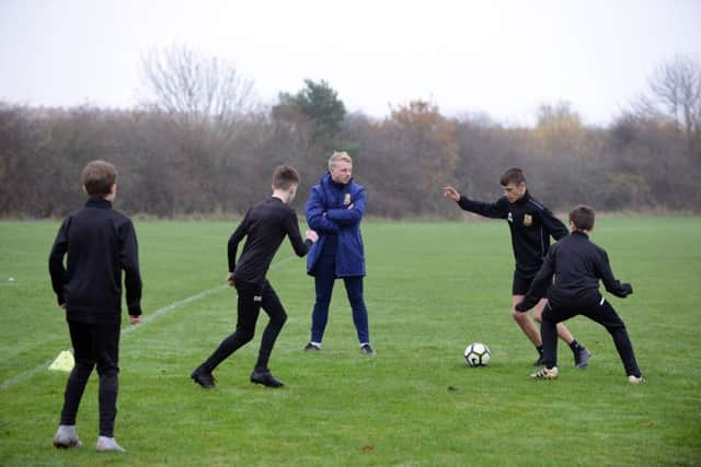 Jamie Chandler coaching students at Monkwearmouth Academy.