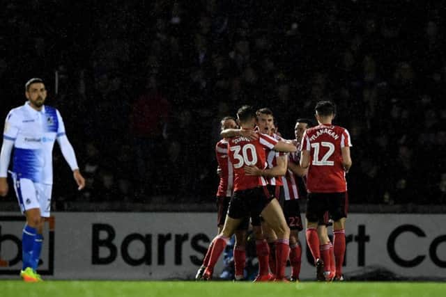 Sunderland beat Bristol Rovers to seal a trip to Wembley