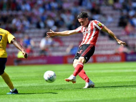 Bryan Oviedo could return to the Sunderland side on Saturday afternoon