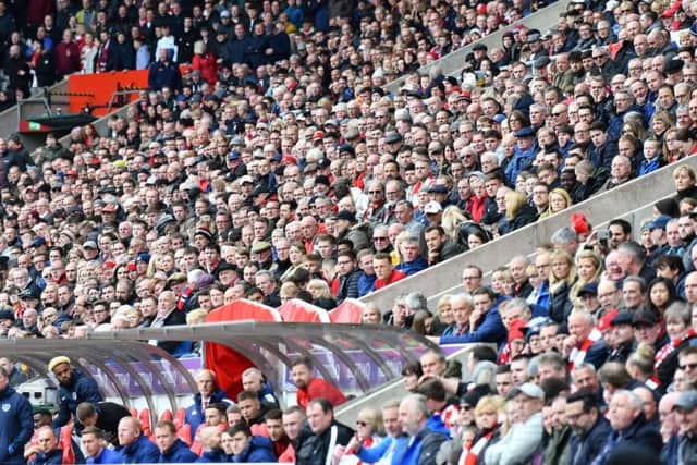 A crowd of 41,129 watched Sunderland's 1-1 draw with Portsmouth at the Stadium of Light.