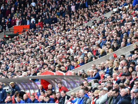 A crowd of 41,129 watched Sunderland's 1-1 draw with Portsmouth at the Stadium of Light.