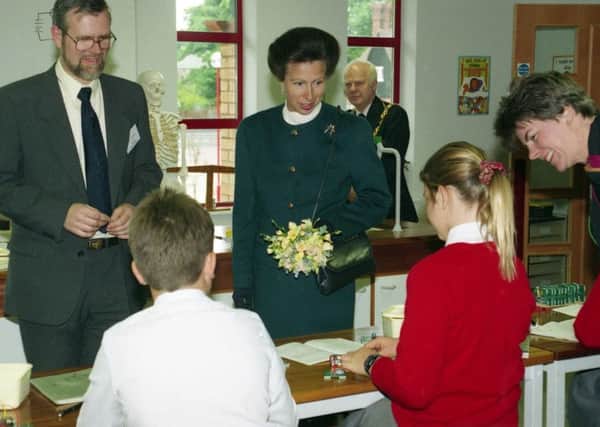 FILE PIC  May 1994  
Princess Ann opens new school.   Princess Royal at Tonstall School, Ashbrooke Road.  Sunderland  High School.  see 27 May 1994  Photographer TC old ref number 22645