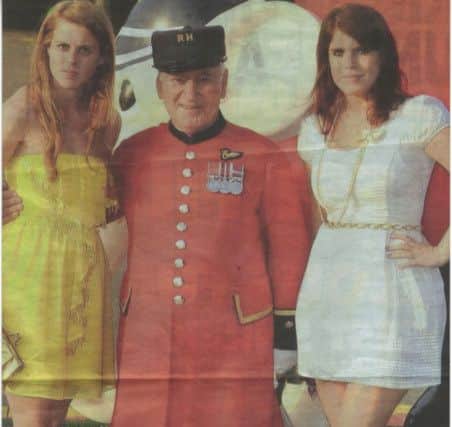 Chelsea Pensioner Paddy Fox with princesses Beatrice and Eugenie.