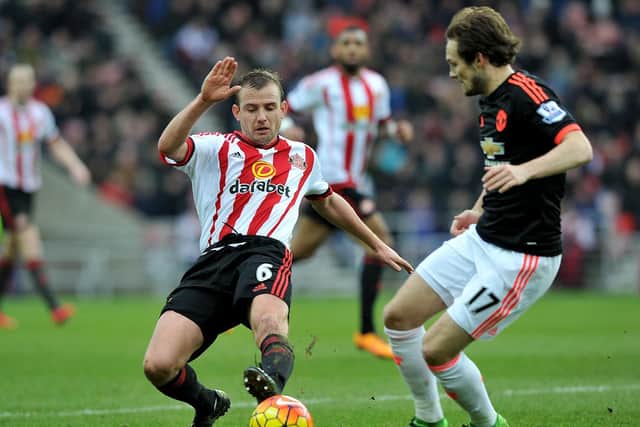Lee Cattermole impressed in central midfield for Sunderland
