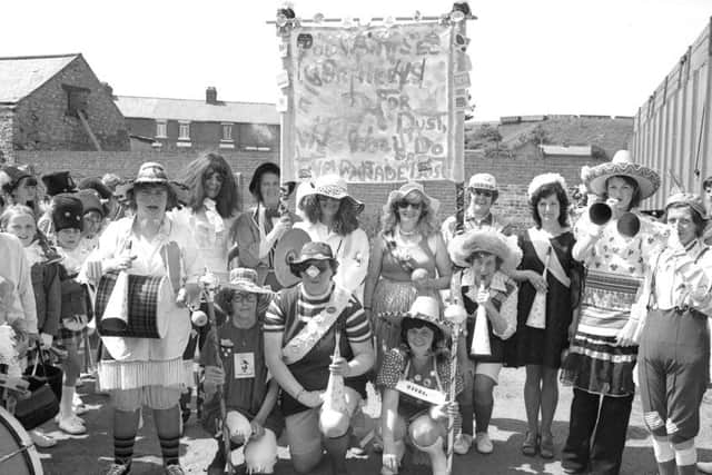 Hotonians supporters - fancy dress, July 5, 1975 .