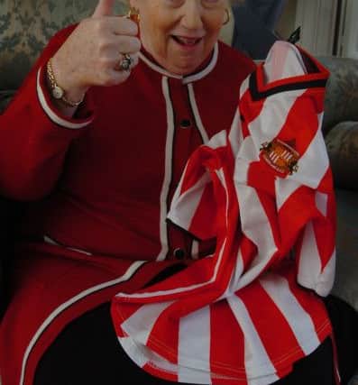 Denise backing Sunderland's World Cup bid in 2010