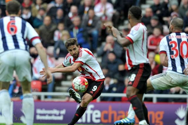 Fabio Borini gets a shot away for Sunderland