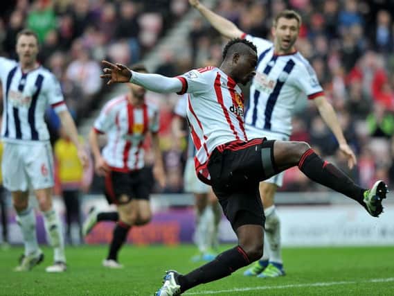 Dame N'Doye with a late chance for Sunderland against West Brom