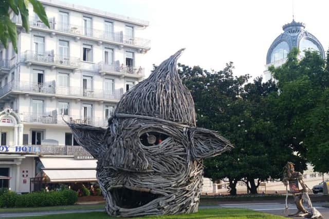 Striking sculpture in Evian-les-Bains