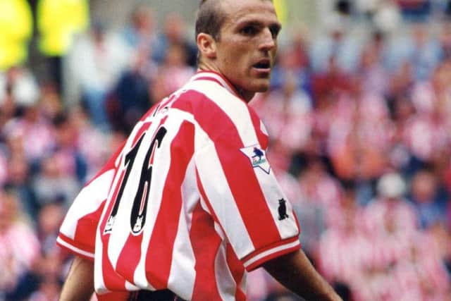 Alex Rae was the first player for who Sunderland paid 1million.