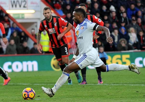 Jermain Defoe hits home Sunderland's penalty winner at Bournemouth. Picture by Frank Reid