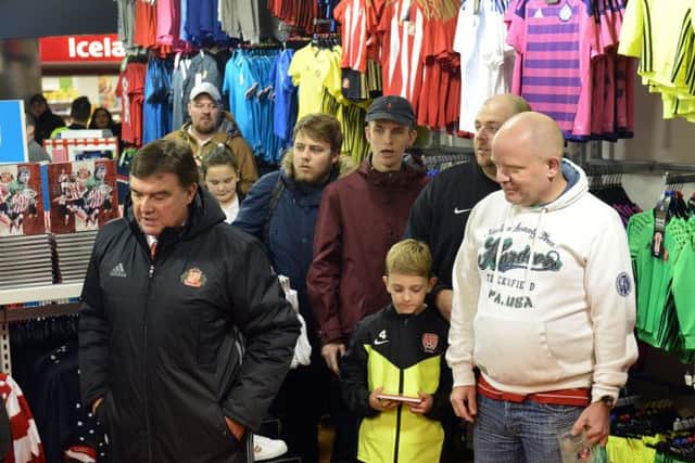 SAFC fans queuing to meet Jordan Pickford and Wahbi Khazri during a signing session at the SAFC Club Shop in the Galleries, Washington. Picture by FRANK REID