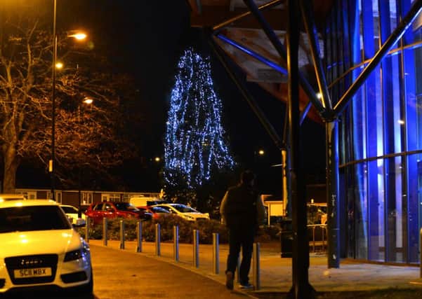 Hetton Christmas tree lights improvement