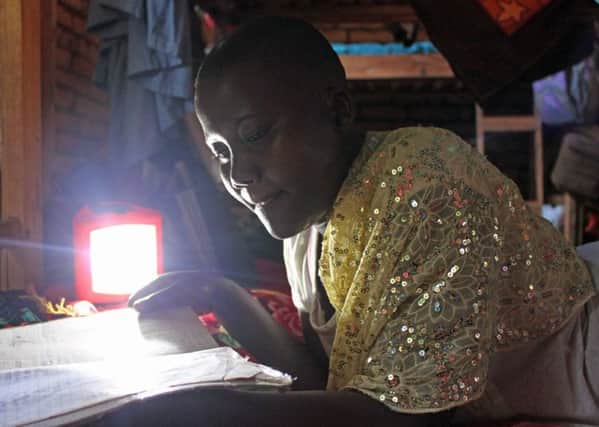 Using a solar lamp in the classroom