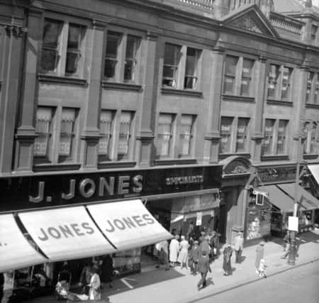 Hutchinsons Buildings pictured in 1939.