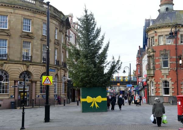 King Street's Christmas tree