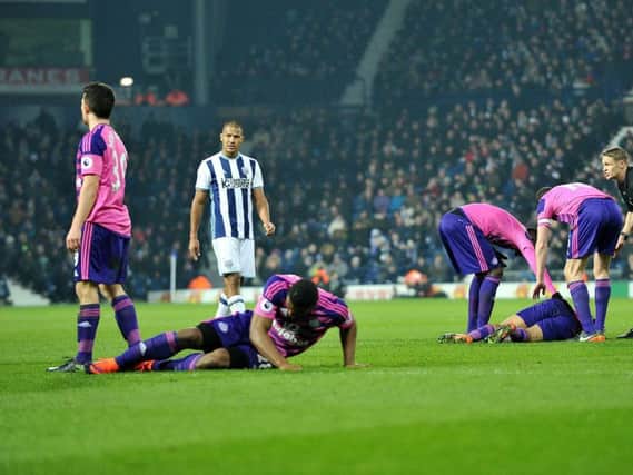 Victor Anichebe is facing a long spell out injured.